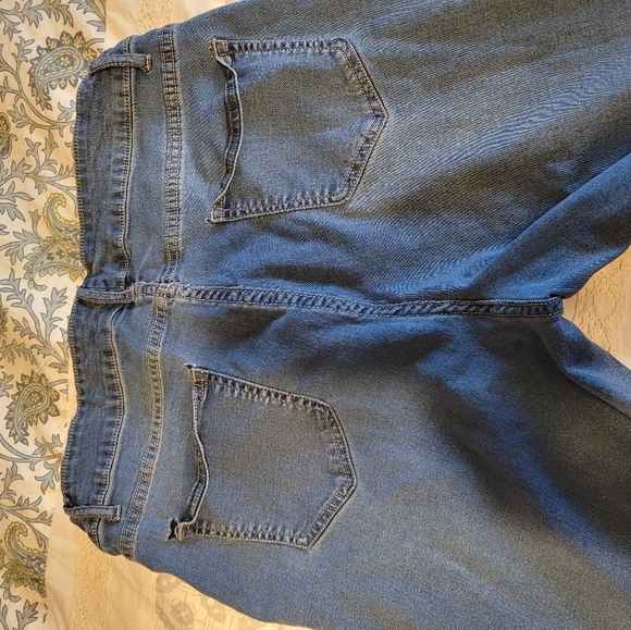 Fashion to figure size 1 5 for 30! - Picture 3 of 4